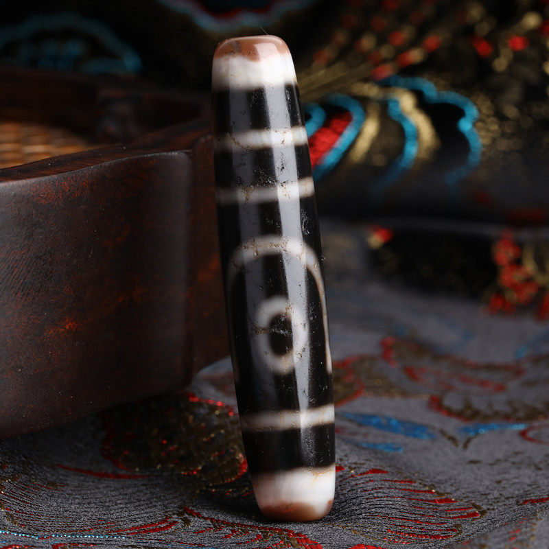 Natural old material genuine products to pure two eyes celestial beads necklace with male and female lock bones chain accessories pendant great uncles