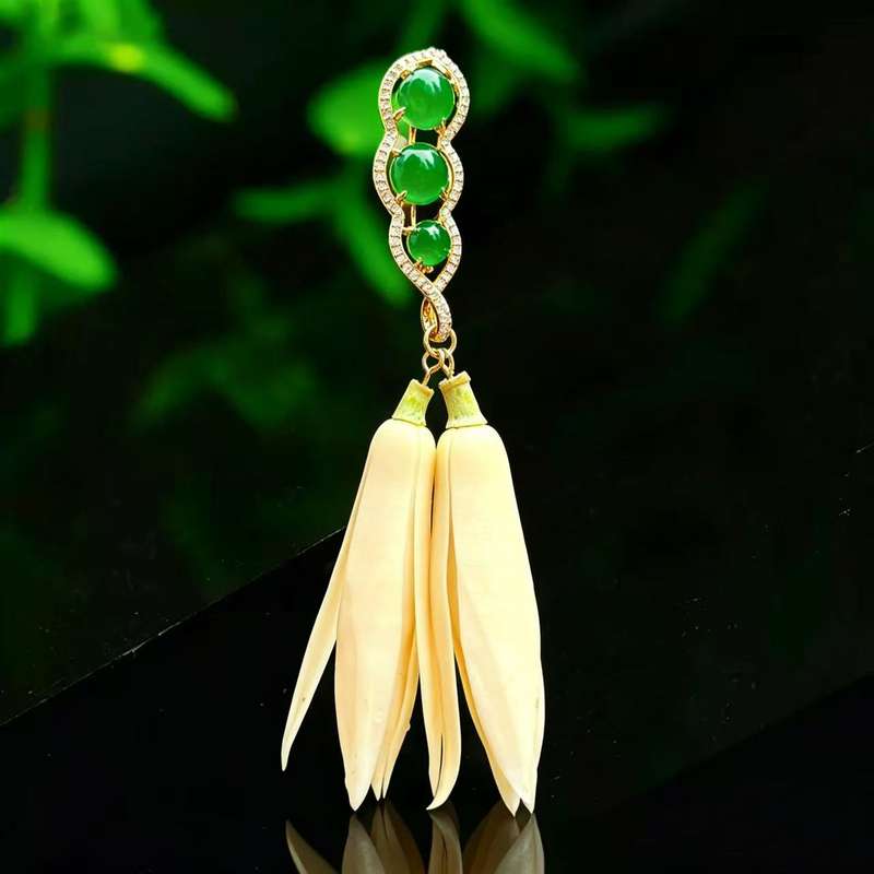 White Orchid Brooch, Flower Brooch, Yellow Orchid Corsage, Pea Flower Fashion Accessory, Women's Magnolia Necklace White Orchid Brooch, Flower Brooch, Yellow Orchid Corsage, Pea Flower Fashion Accessory, Women's Magnolia Necklace