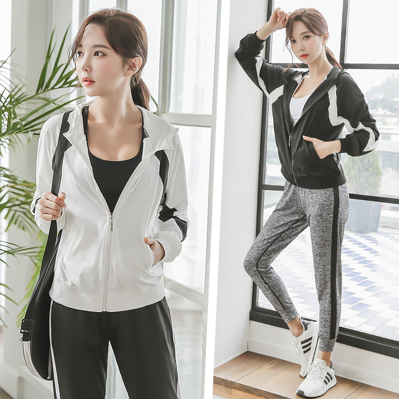2022 Spring Summer Fitness Suit Suit Women Outdoor Morning Running Speed Dry Clothes Loose Professional Yoga Suit Nets Red Tides