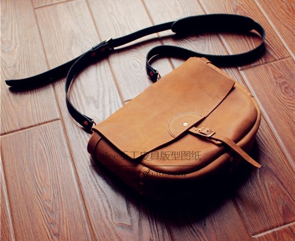 Handmade Leather Goods DIY Messenger Bag Pattern Diagram Men's Leather Bag Pattern Diagram Paper Grid Paper Pattern Ef-06