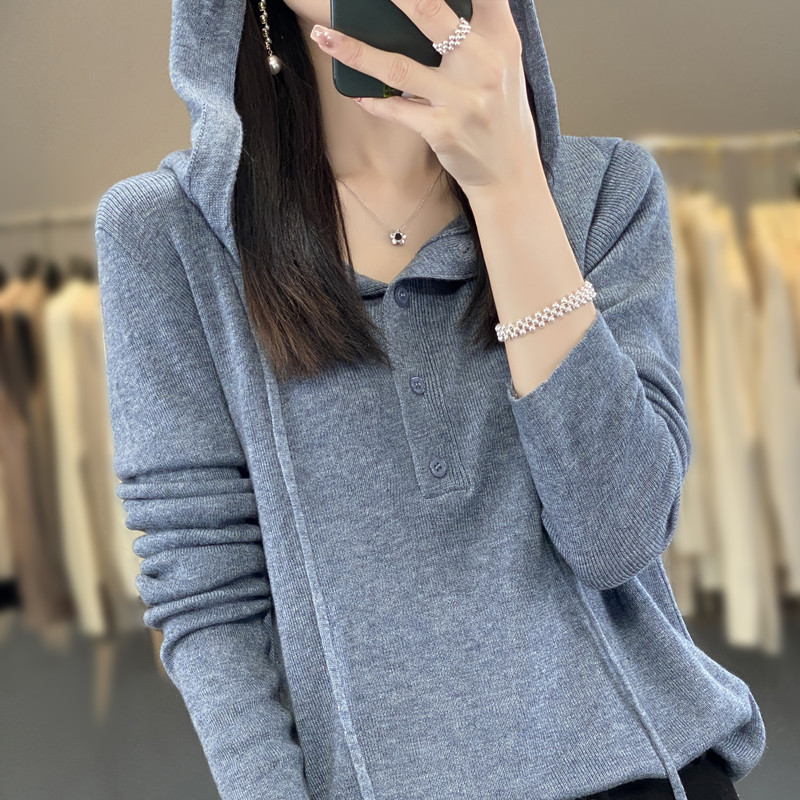 Gray Hooded Sweatshirt for Women, Spring and Autumn Thin Style, Hooded Base Shirt, Loose and Casual Hoodie, Short Top, Knitted Jacket Gray Hooded Sweatshirt for Women, Spring and Autumn Thin Style, Hooded Base Shirt, Loose and Casual Hoodie, Short Top, Knitted Jacket
