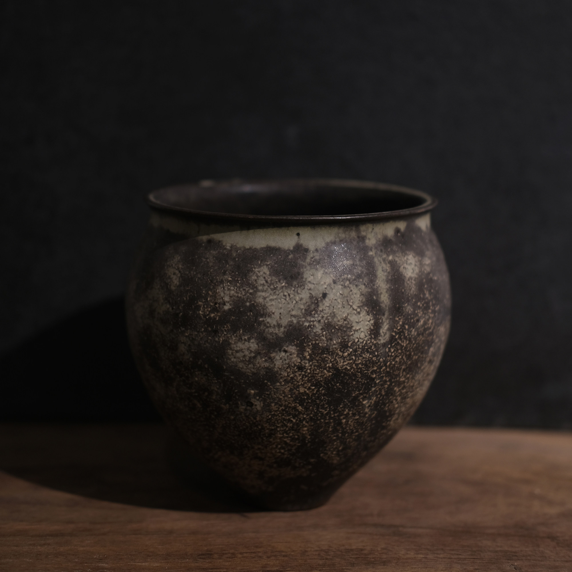 吉田太郎 花器 EN below]吉田太郎展 @taro_yoshita Date: 2025/10/31