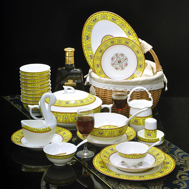 Luxurious Noble Cutlery High-end Jingdezhen Ceramics Tableware 60 Skull Porcelain Cutlery Cutlery Dish Suit Luxurious Accessories