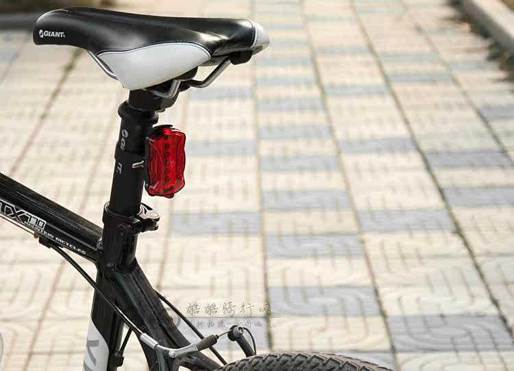 Lumière vélo - Taillights - Ref 2398359 Image 51