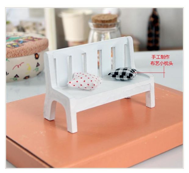 Zakka sáng tạo mini đồ trang trí phòng ngủ trang trí nhà hình ảnh đạo cụ máy tính để bàn bằng gỗ nhỏ màu trắng trang trí phòng khách đơn giản