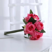 Розовый розовый градиент букет цветов (один букет семи)