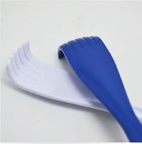 Japanese version of KM extended tickle old head music back scratcher vibrator scratching claw Do not ask for people to scratch back and scratch itch