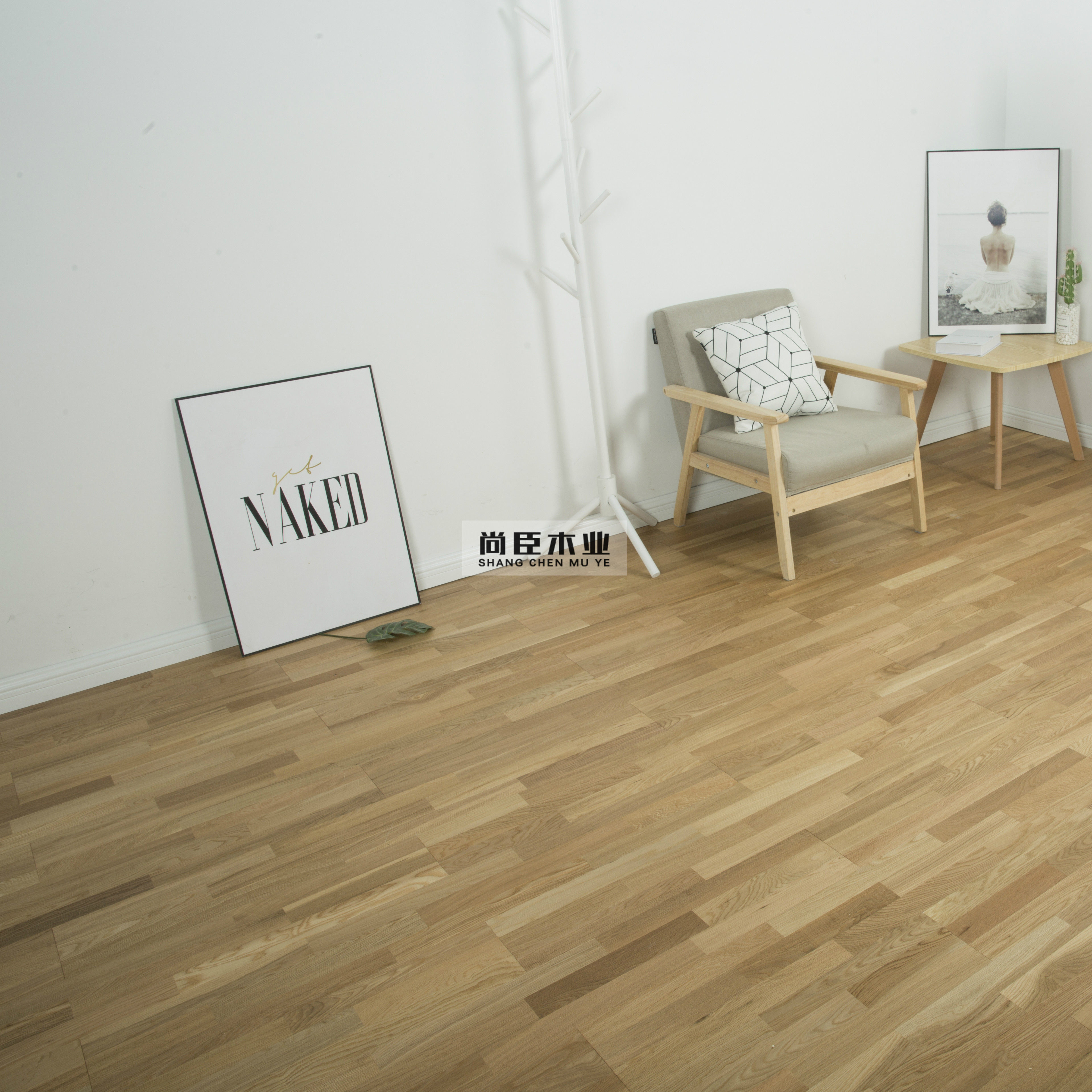 Oak three-layer solid wood flooring 15mm log rib core household lock buckle geothermal floor heating Nanxun manufacturer