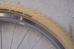 Шина Shiwen 26 дюймов SCHWALBE26x2.1 BILLY BONKERS 26X1.75ROAD CRUISER