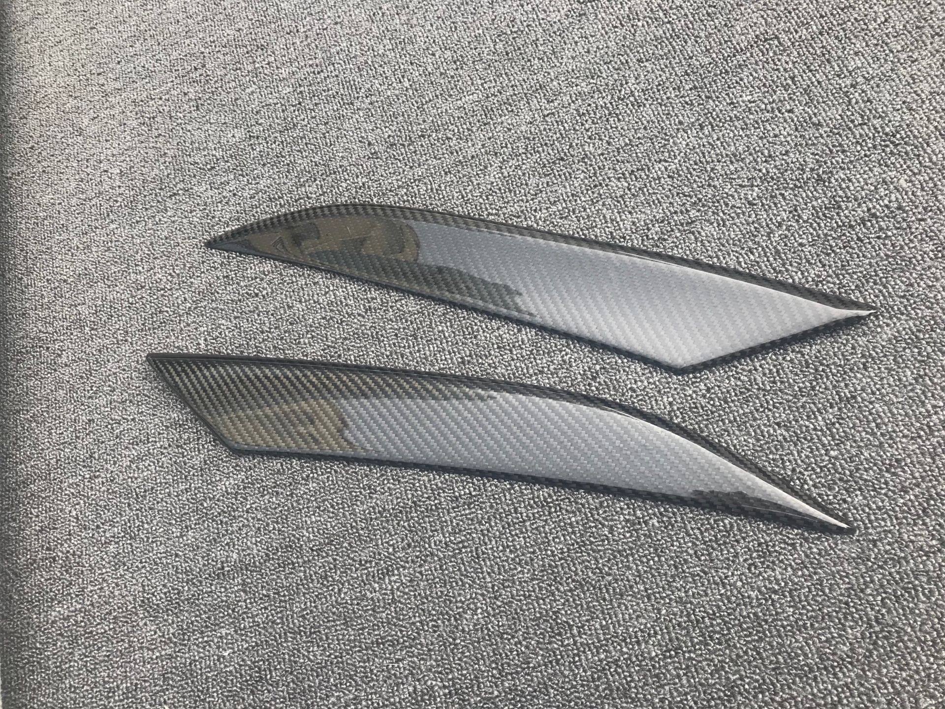 Suitable for Honda intellectual VEZEL HRV carbon fiber lamp brow honda Wisdom Light Brow 19