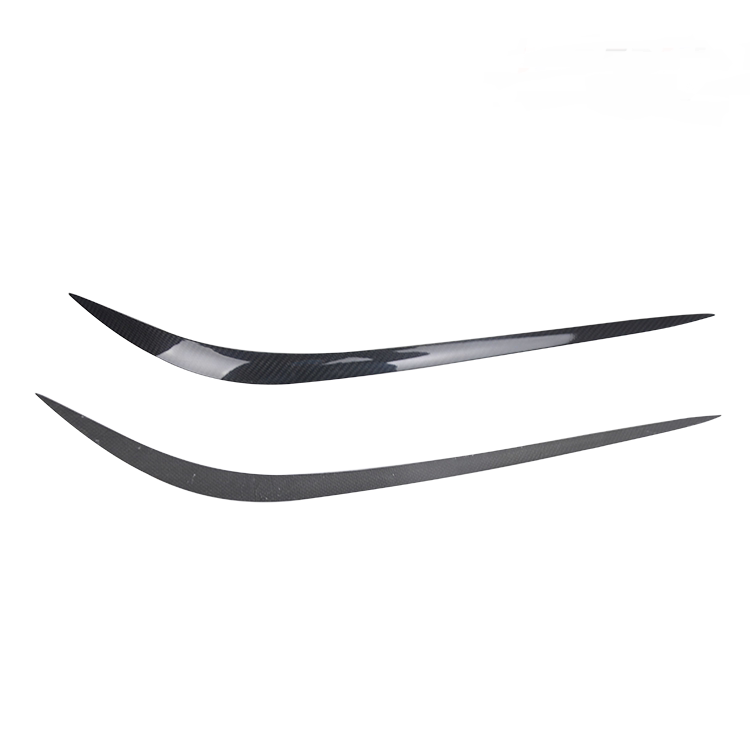 Suitable for Alfa Romeo Juliet GIULIA retrofit carbon fiber lamp brow 16-18 models