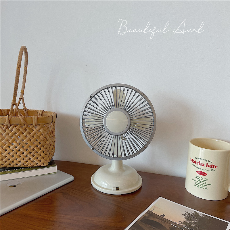 *Pretty little aunt*ins wind retro fan beige yellow usb shakes head desktop mini-electric fan