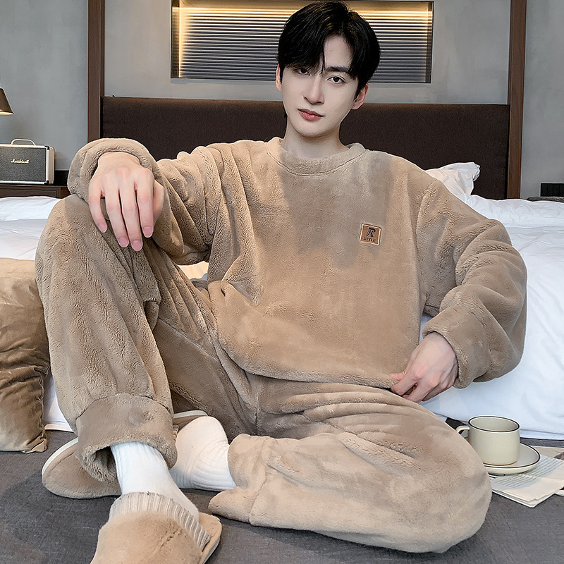 Fashionable Autumn and Winter Pajamas for Teenagers, Winter Flannel Warm Coral Thin Men's Home Wear Brown Set