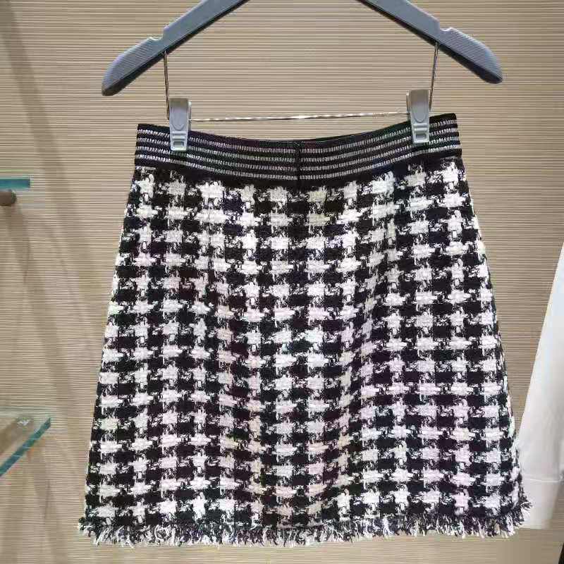 Pin Gedi's new spring counter with the same style in 2022 with fringe houndstooth eyelashes edge A word skirt female