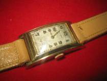 1930s and 1940s==Swiss Bridge type= = Antique watch