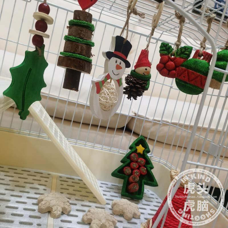 Christmas series molar rabbit cage ornaments rabbit pig chinchilla hamster Christmas gift