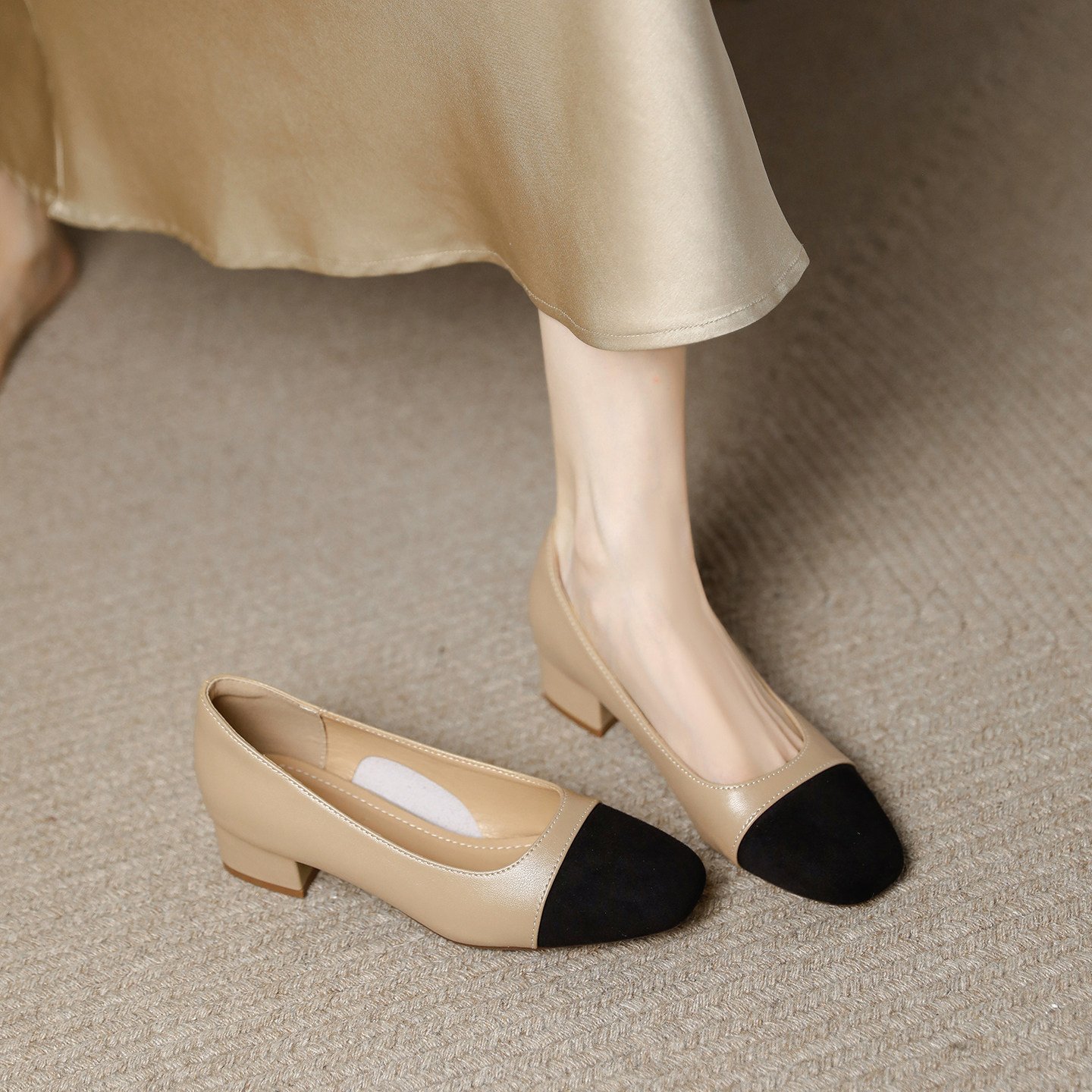 French-style color-blocked low-cut flats, square toe, mid-heel, chunky heel, versatile, comfortable, suitable for commuting, plus size 4142.