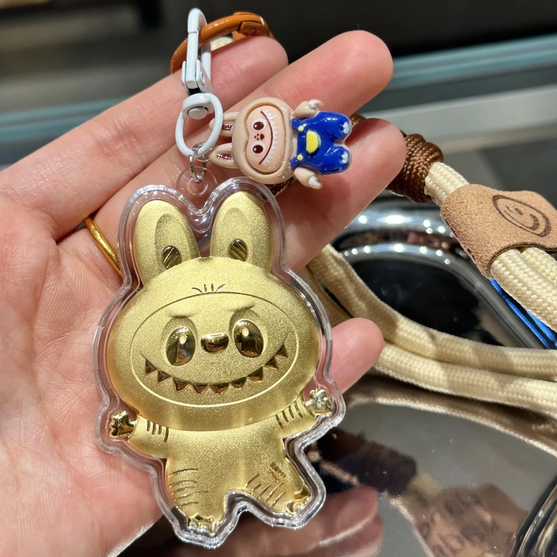 Shenzhen Shuibeijia Gold 999 Labubu Gold-Plated Phone Bag Keychain Pendant Cute Gift for Girlfriend Shenzhen Shuibeijia Gold 999 Labubu Gold-Plated Phone Bag Keychain Pendant Cute Gift for Girlfriend