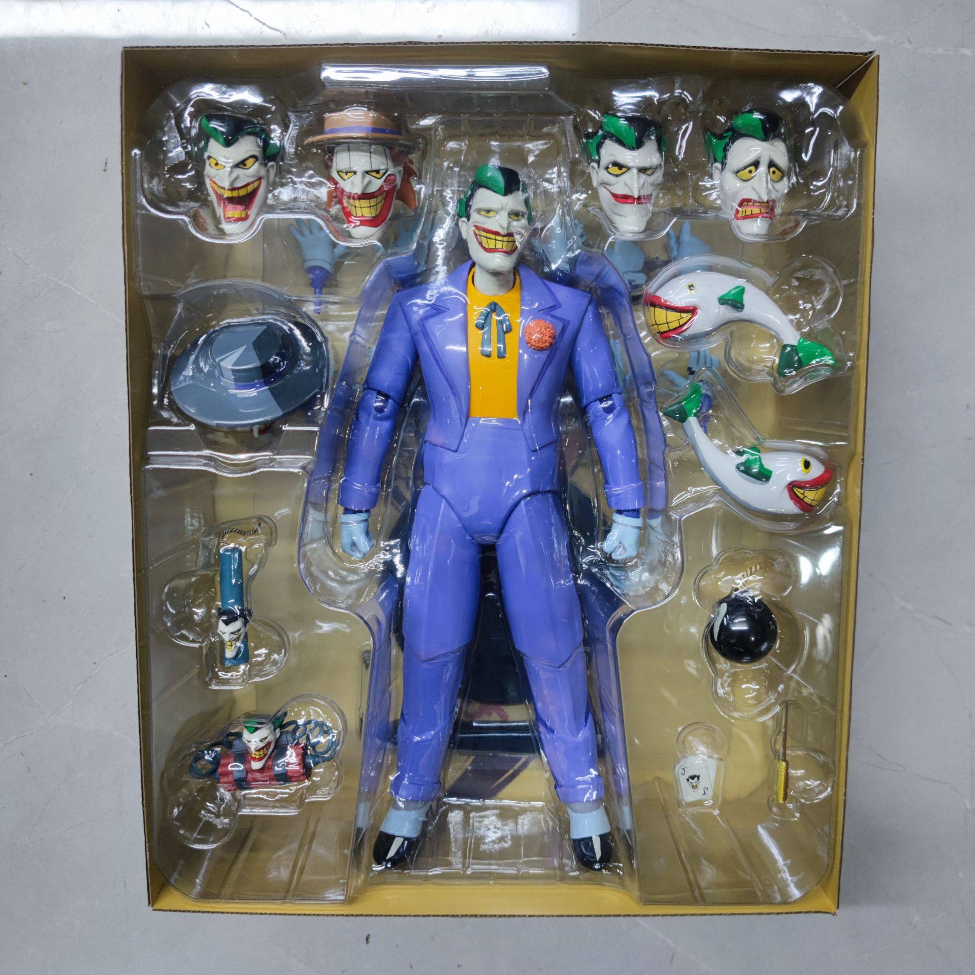 Mondo DC 1/6 Batman Animated Version Joker 12“ Action Figure