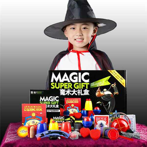 圣诞礼物 魔术8000 魔术道具套装 天猫优惠券折后￥35起包邮（￥75-40）
