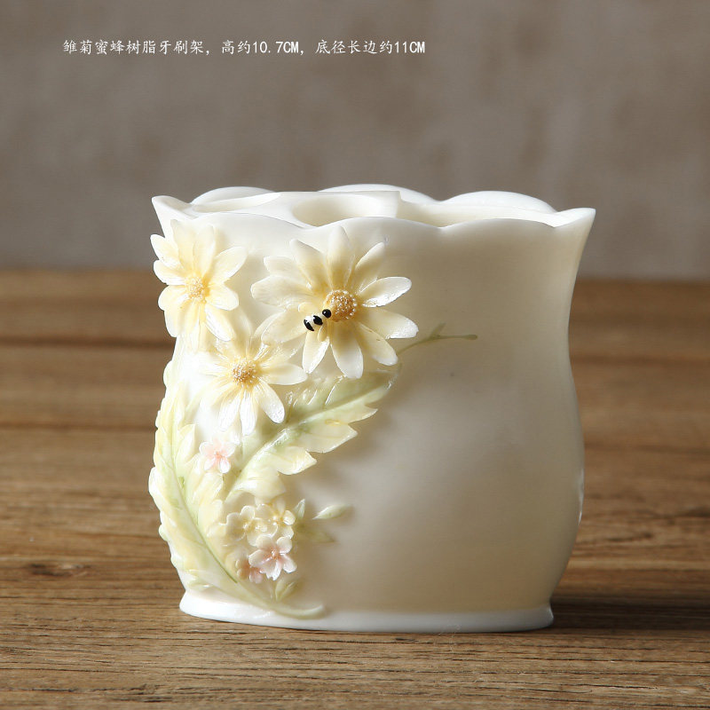 Ceramic small vase resin European style home dining table toothbrush frame pencil home restaurant decoration