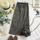 Mùa thu và mùa đông phiên bản mới của Hàn Quốc của eo cao hoang dã retro là mỏng Leopard Một chiếc váy thun nữ hở eo dài váy dài chân váy sọc caro