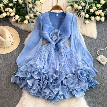 European and American Internet Celebrity Niche High-End Flowing Sheer V-Neck Dress for Women with Heavy Craftsmanship, Puffy Three-Dimensional Ruffle Short Skirt