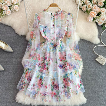 High-quality light luxury temperament round neck long-sleeved mesh print stitching lace waist and slim A-line swing dress