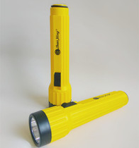 High-quality yellow 96038 pack of 3 No 1 batteries energy-saving strong light plastic 3D extended provincial LED light household flashlight