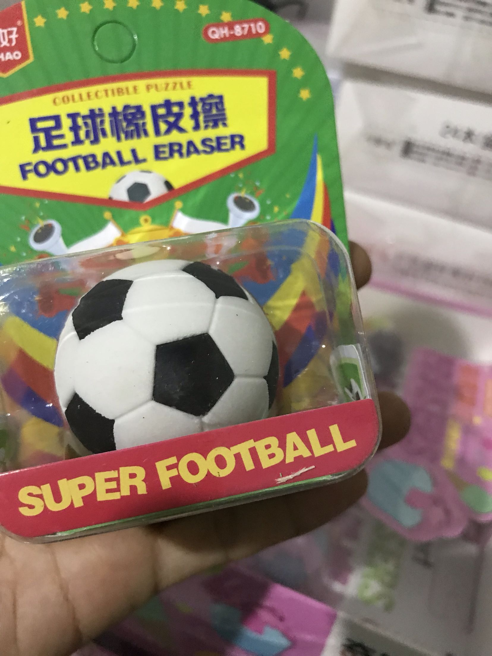 Chic big and big football styling a rubber rub.