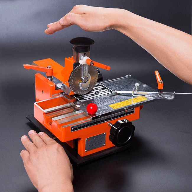 Hướng dẫn sử dụng bảng tên bảng tên máy dập Mã đánh dấu máy mã hóa Bảng chỉ dẫn loại bảng tên cắt máy vẽ - Thiết bị đóng gói / Dấu hiệu & Thiết bị bảng tên phòng mica