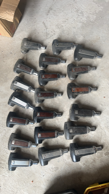 Suitable for Volkswagen Phaeton Gear Lever Handle, Original Disassembled Car Part, Average Condition, Free Shipping, Fully Functional