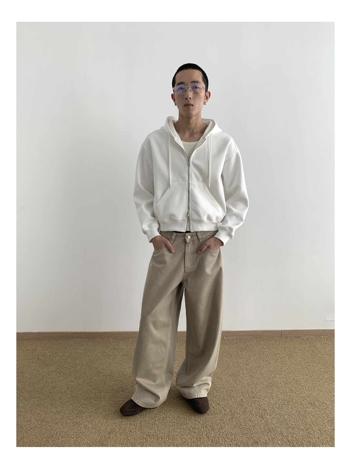 MION Cropped 435g Zip-Up Hoodie