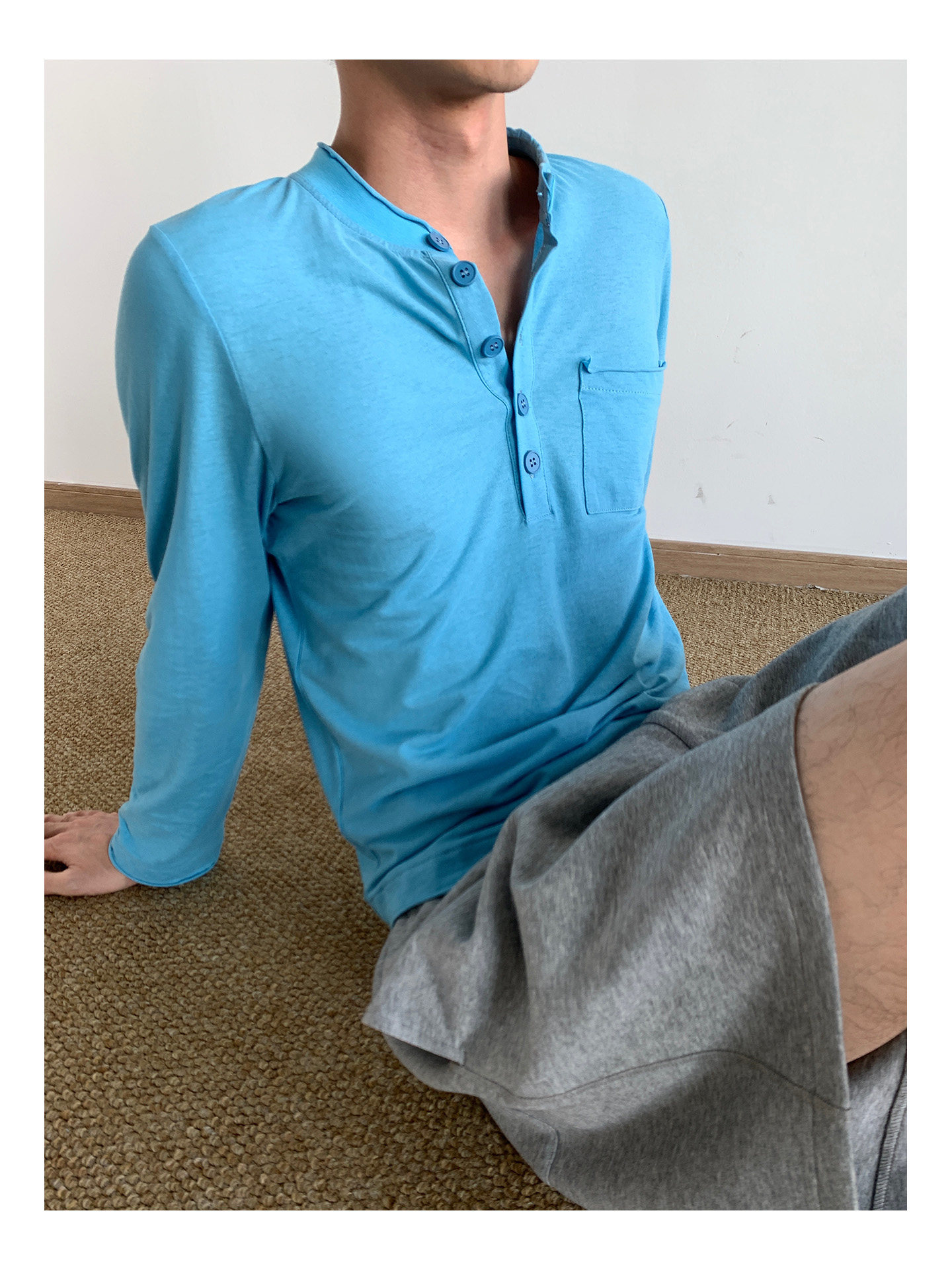 MION Henley Rolled-Edge Long-Sleeve Tee