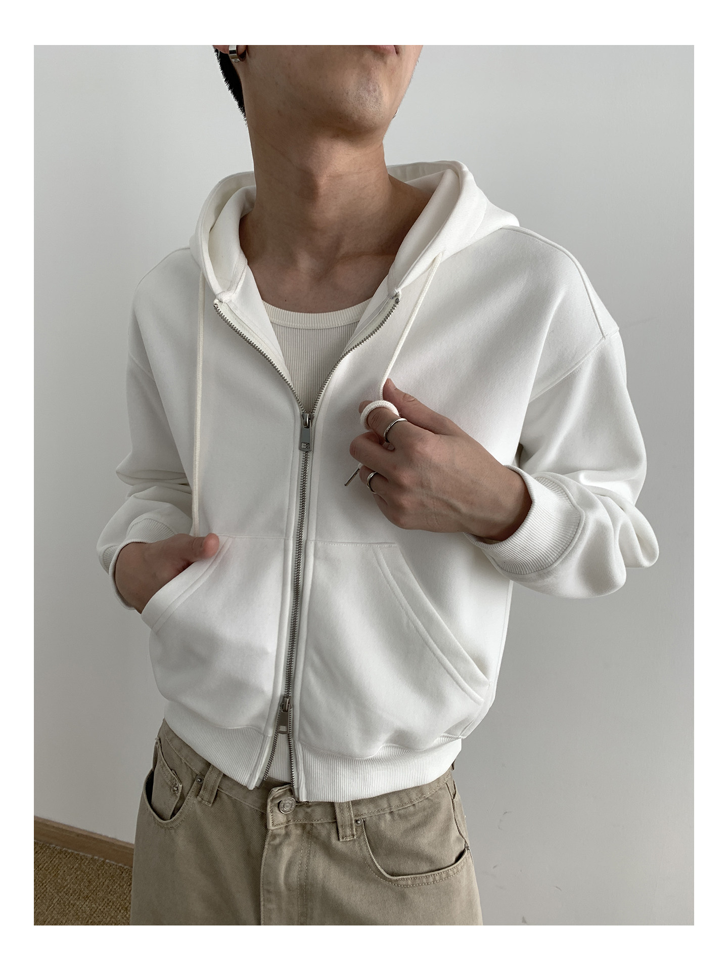 MION Cropped 435g Zip-Up Hoodie