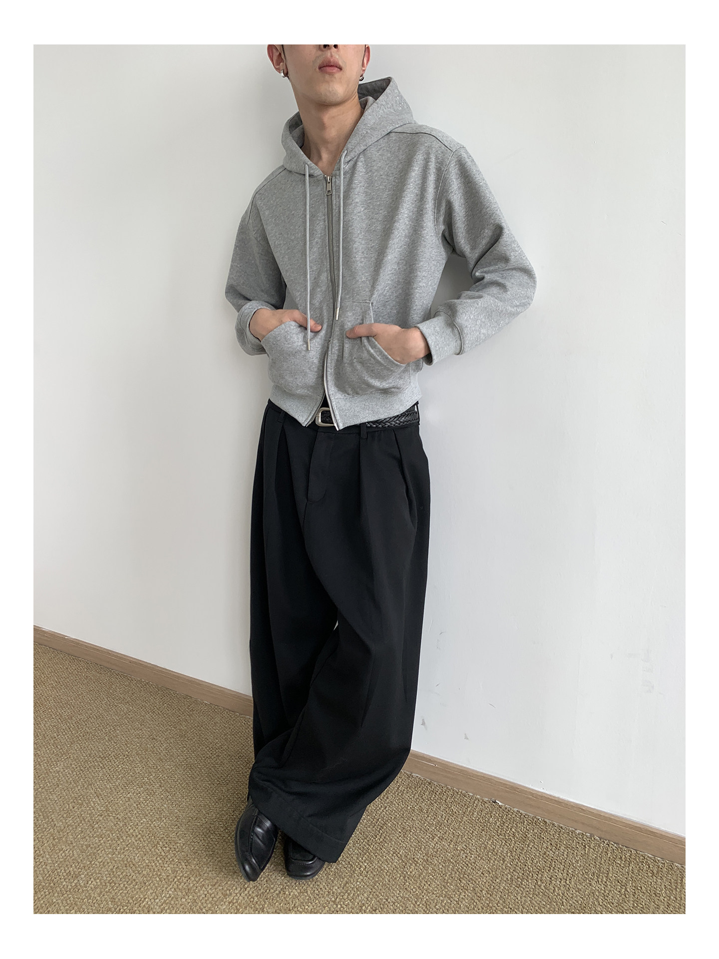 MION Cropped 435g Zip-Up Hoodie