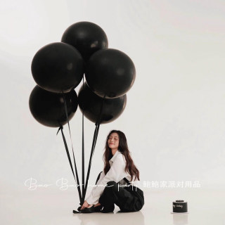 Thickened black round balloon photo props
