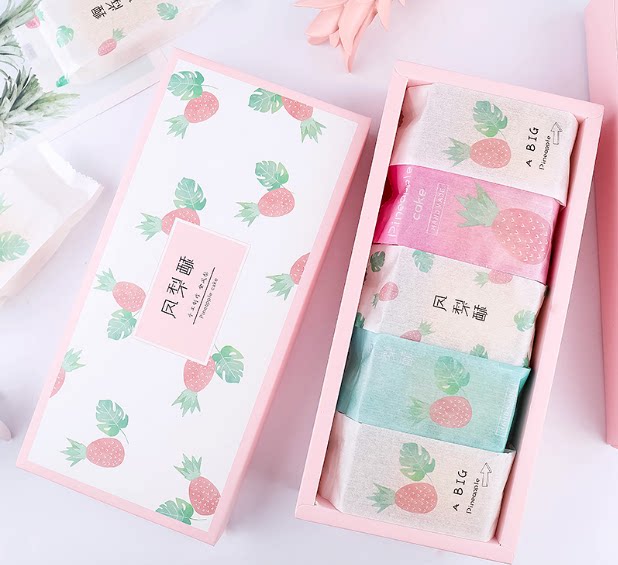 Handmade Pineapple Crisp Packaging Box Creative Powder Baking Food Packaging Boxes Carry-on Bags New Year Pineapple Crisp Box Gift Boxes