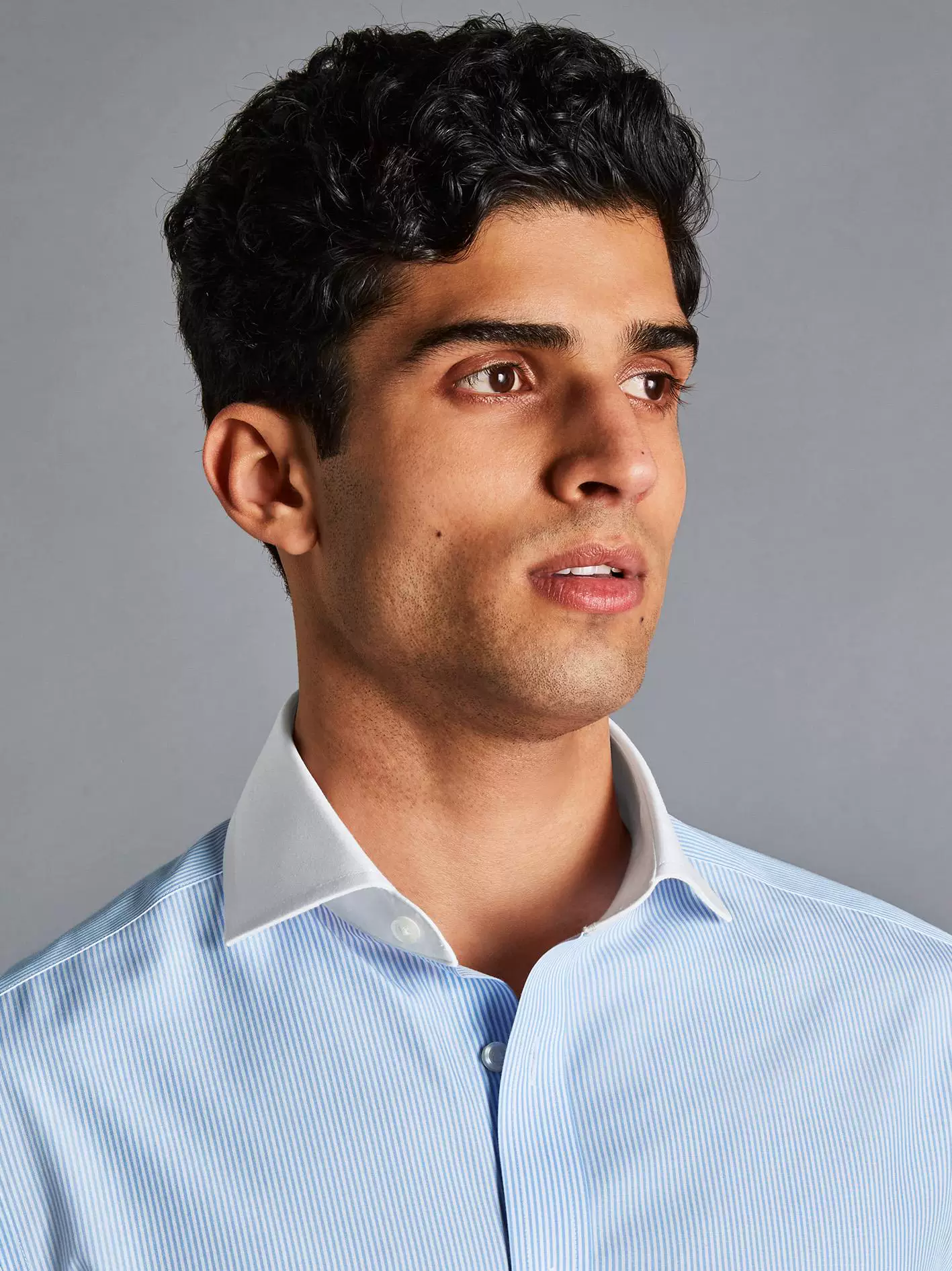 Thin blue universal shirt, slim fit