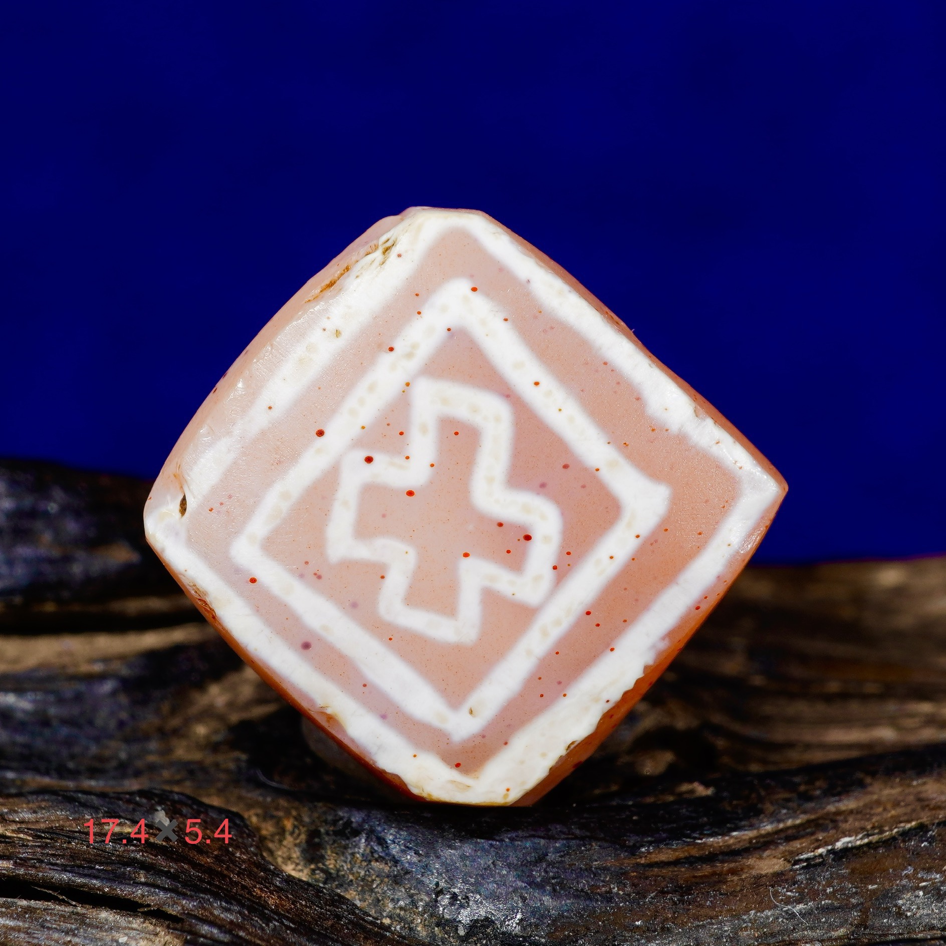 274 millennia ancient pearl high ancient millennium full of sand inlaid with red jade medullary cross plate pearl special totem