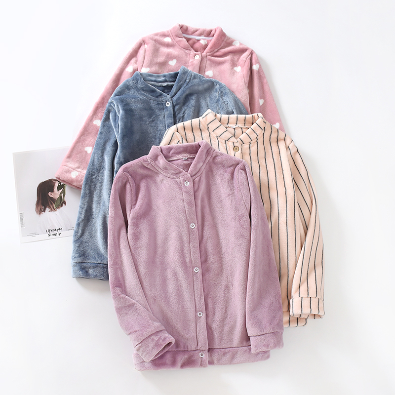 Coral Suede Pajamas Lady Gvet Warm Autumn Winter Single single blouse flannel flannel with small standout collar can be worn outside