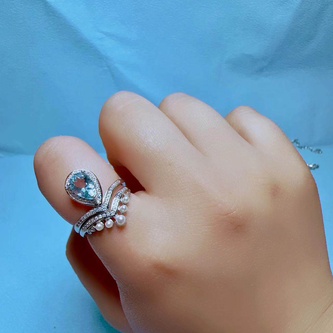 Natural aquamarine treasure Jiuyuan jewelry Santa Maria