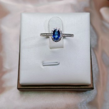 Natural royal blue sapphire ring