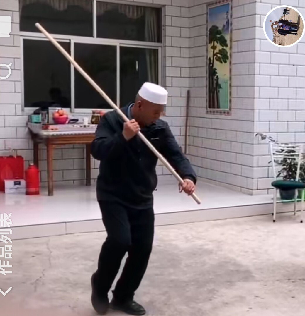 武术棍：传承千年的武艺神器，练就一身硬功夫！💪-太极棍-淘宝百科网