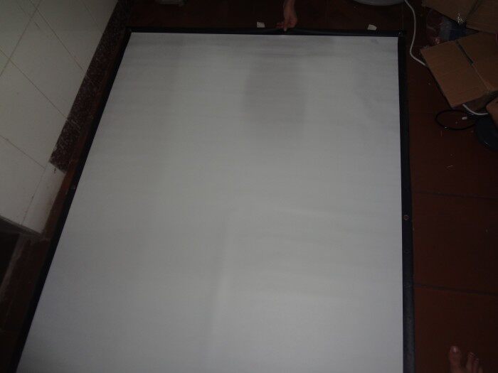 A simple act hash curtain 84 inch 100 inch 120 inch 4:3-16:9 white plastic white glass fiber projector screen