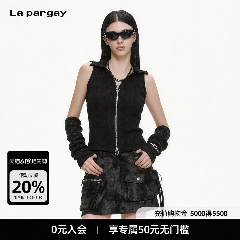Lapargay Double-Zip Adjustable Design Hooded Sleeveless Slim-Fit Top L75200111C Lapargay Double-Zip Adjustable Design Hooded Sleeveless Slim-Fit Top L75200111C