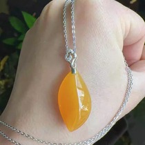Yang Yujia Yunnan natural yellow dragon jade emperor yellow melon 925 silver inlaid clavicle pendant certificate silver chain