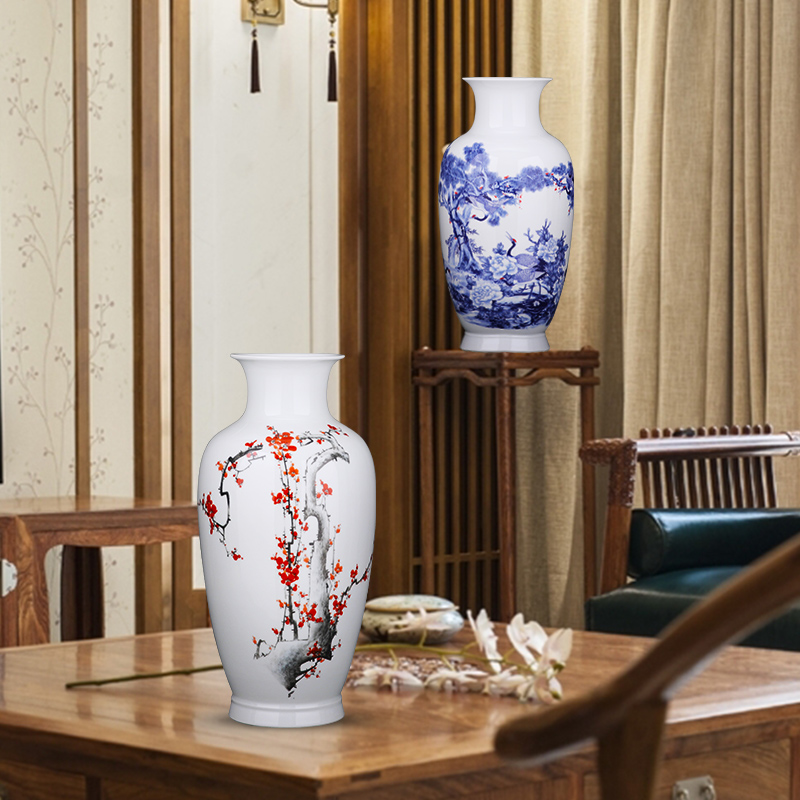 Jingdezhen ceramics vase large landing name plum flower arrangement sitting room TV ark adornment of Chinese style household furnishing articles
