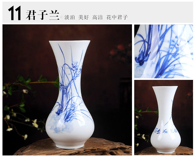 Jingdezhen ceramics hand - made hydroponic flower, the flower of blue and white porcelain bottle arranging flowers is placed Chinese style household act the role ofing is tasted in the living room