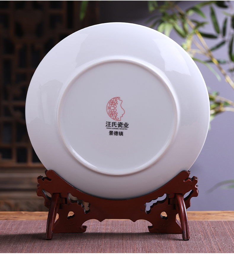 Jingdezhen ceramics hang dish red dog winter jasmine decoration plate living room TV cabinet decoration of Chinese style household furnishing articles